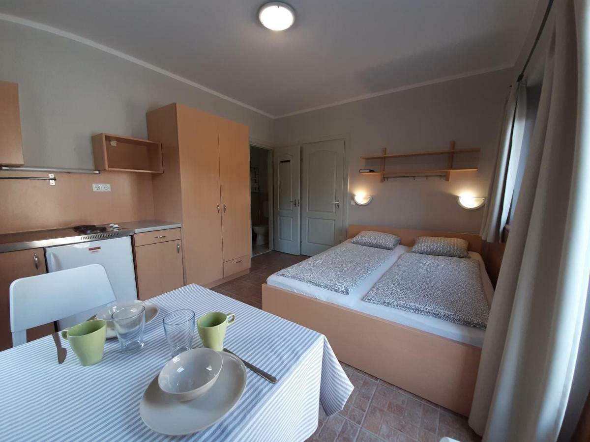 Família Apartmanház Keszthely Exterior foto